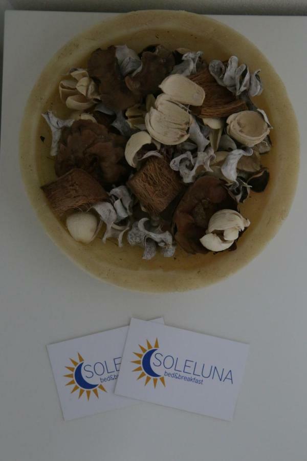 Soleluna Fiera 6 Rooms Bologna Exterior photo